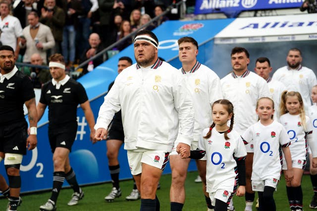 <p>Jamie George has called on England to play courageous rugby against the Wallabies </p>