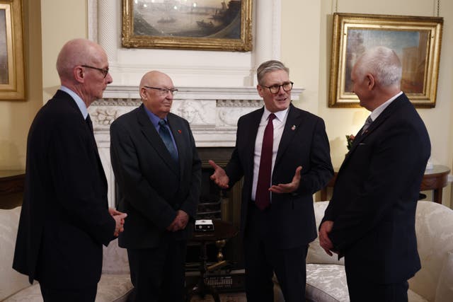 Prime Minister Sir Keir Starmer, centre right, and Chancellor of the Duchy of Lancaster Pat McFadden, left, with Elizabeth Emblem campaigners Bryn Hughes, right, and Paul Bone (Benjamin Cremel/PA)