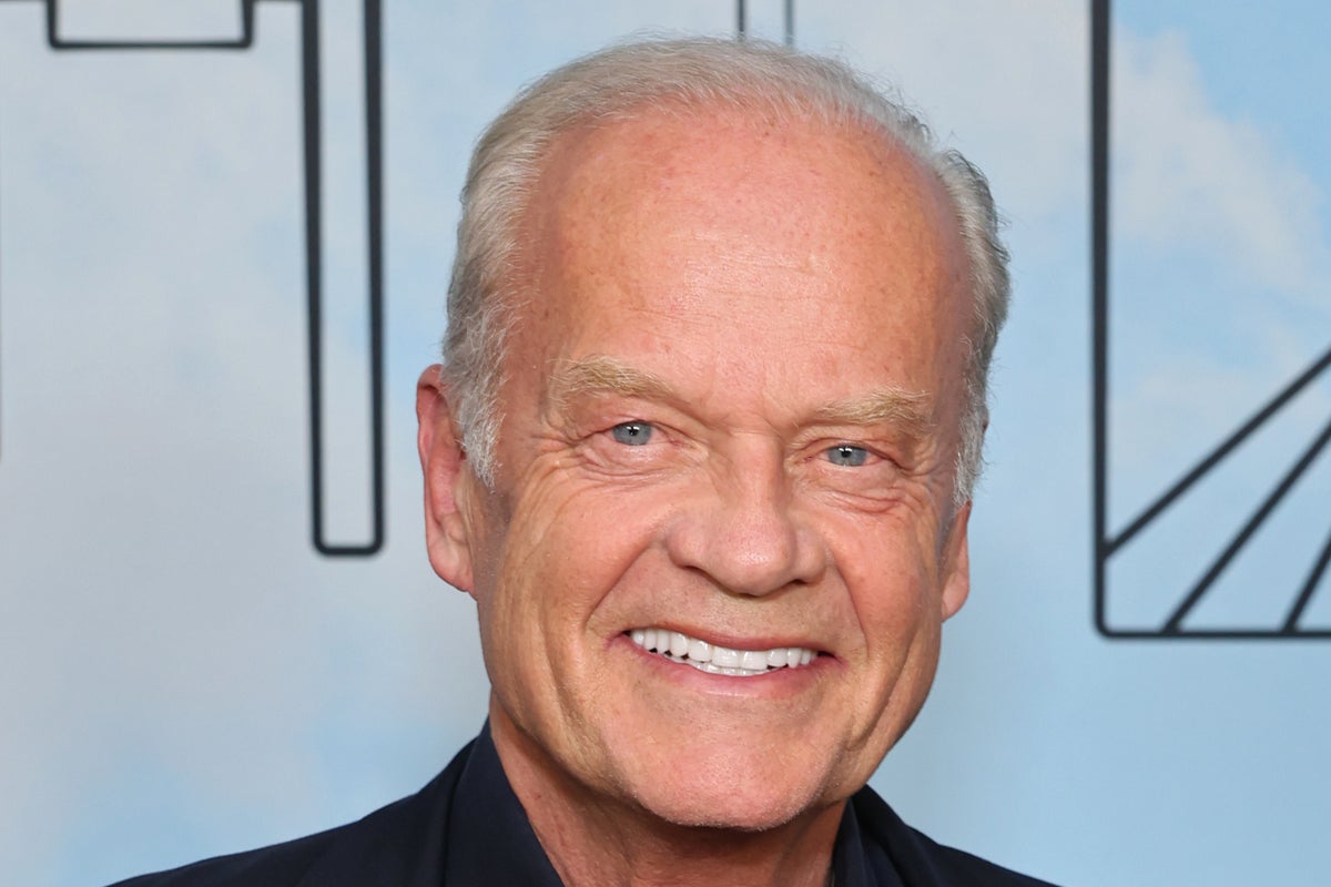 Kelsey Grammer says his brutally murdered sister spoke to him through a medium