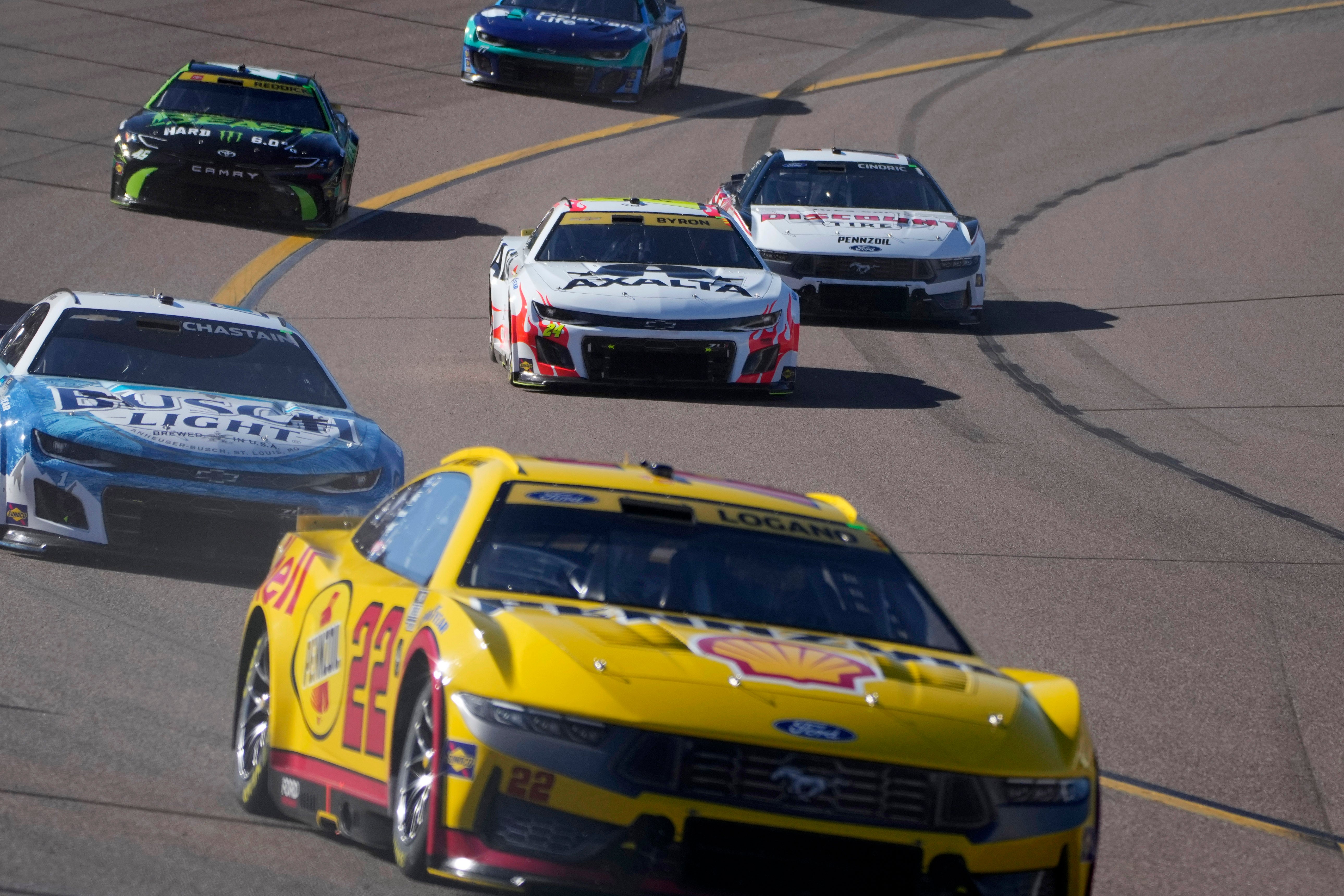 NASCAR Phoenix Auto Racing