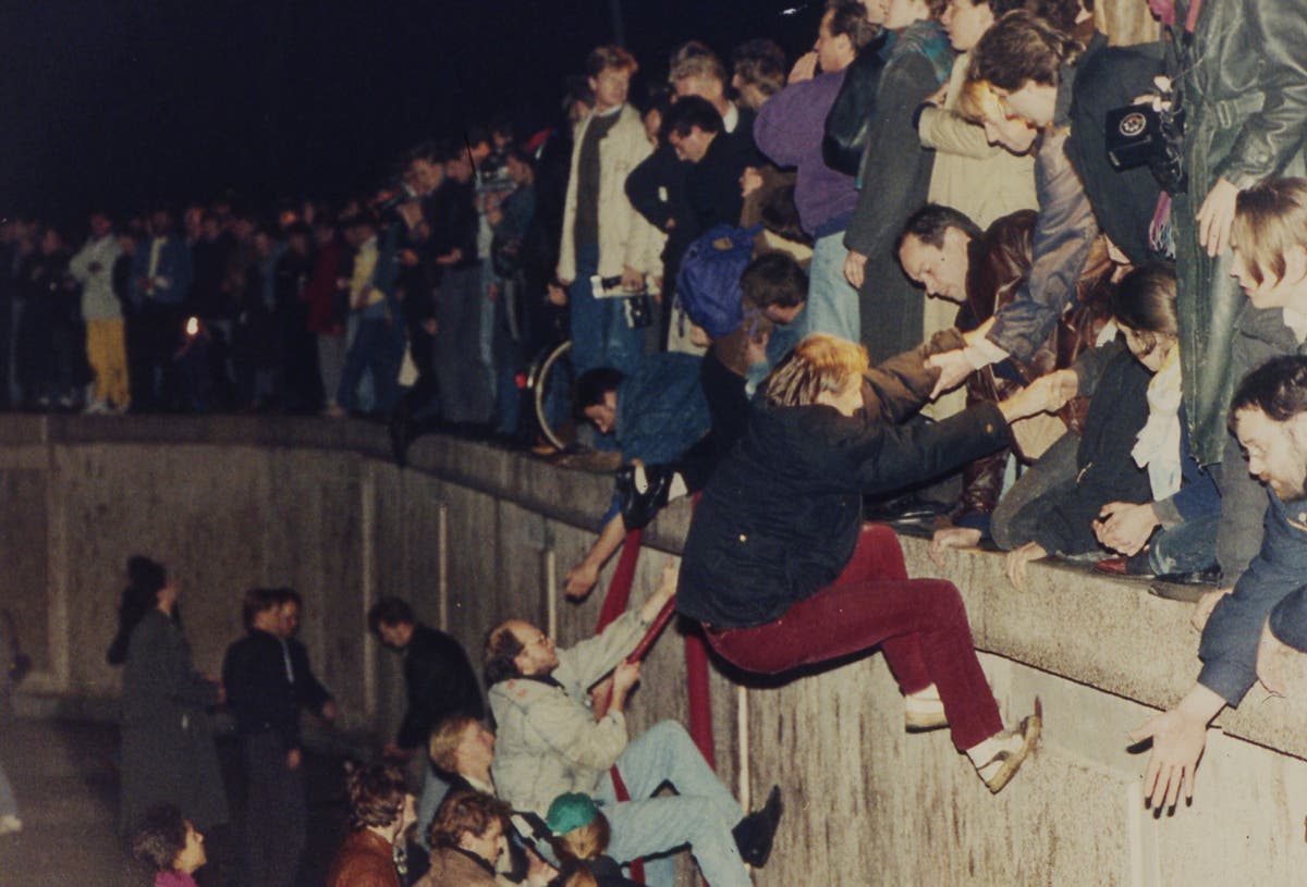 PHOTO COLLECTION: Germany Berlin Wall Anniversary