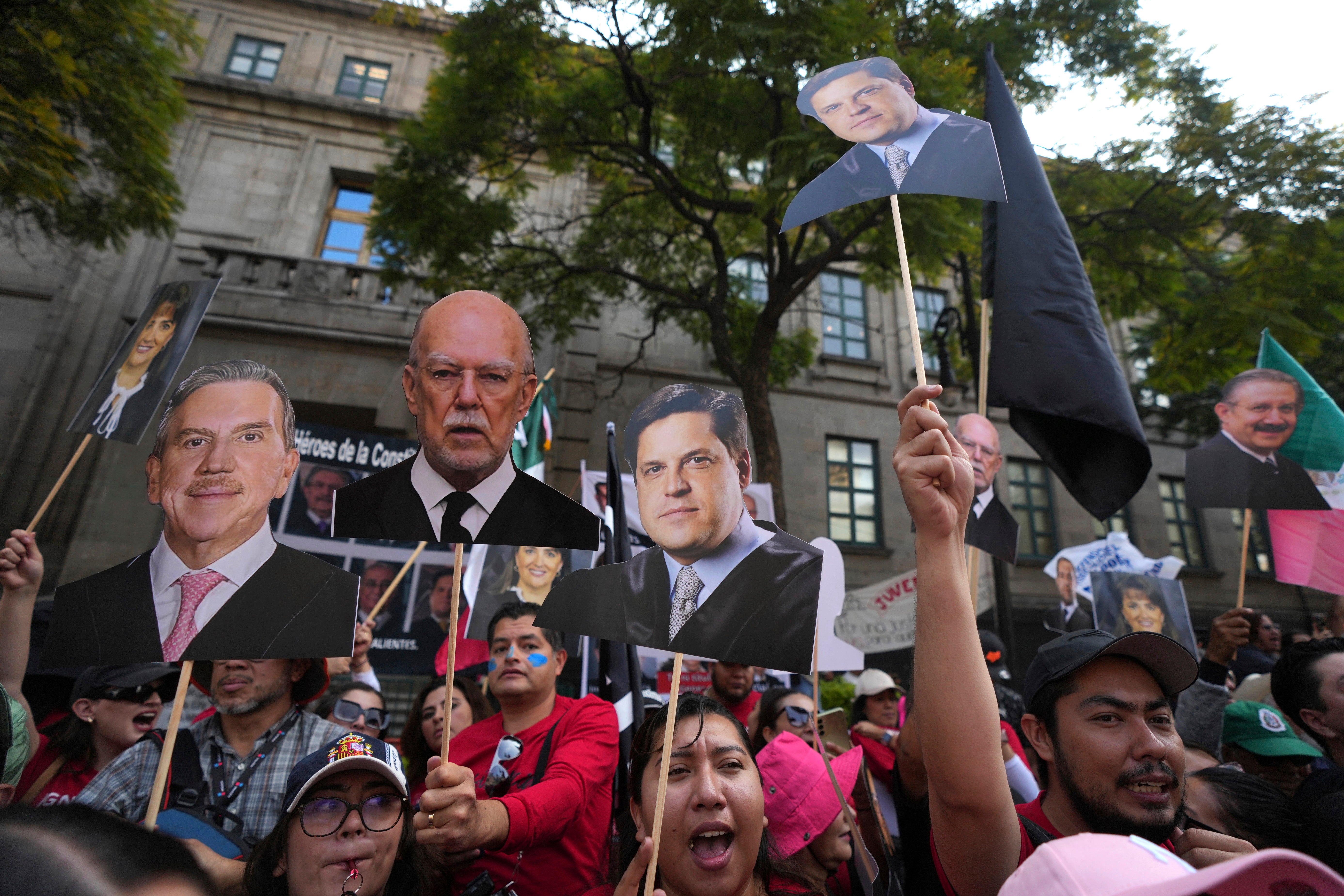 Mexico explains 5 easy steps to register online as a candidate for a