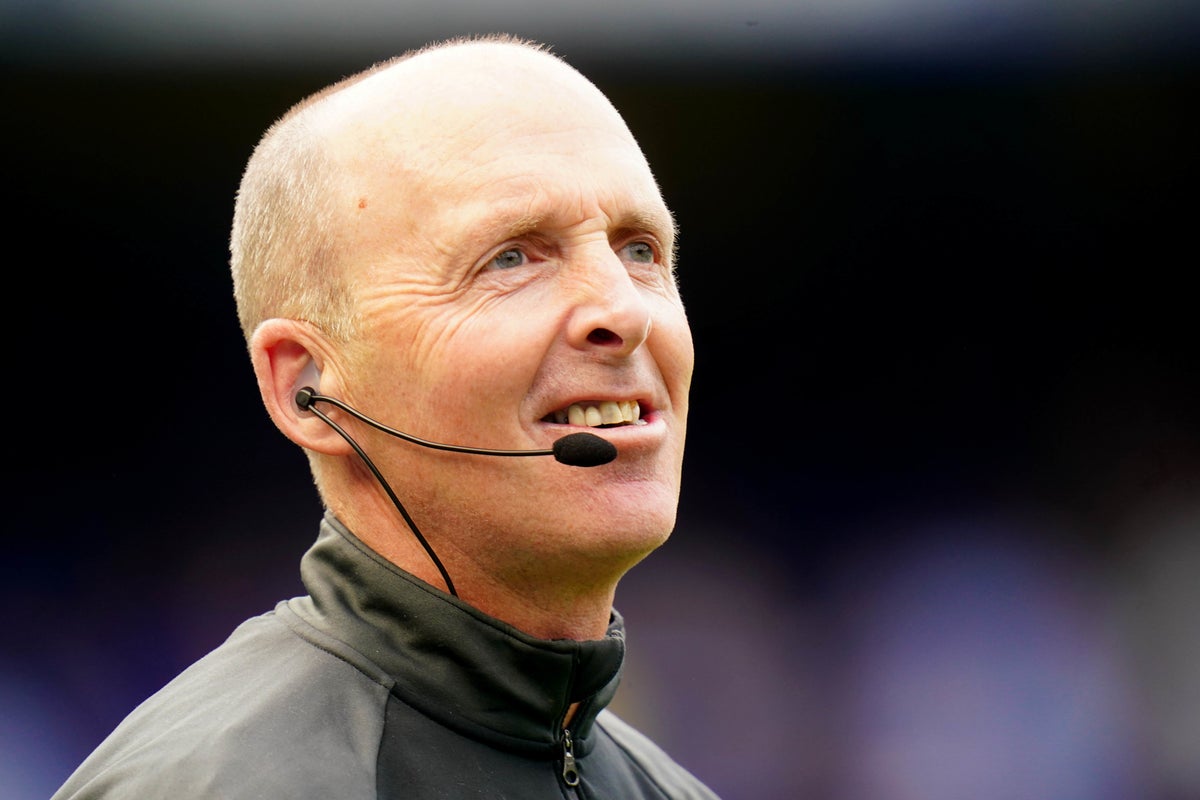Mike Dean sparks fury after admitting to secret mini-games while refereeing Premier League matches