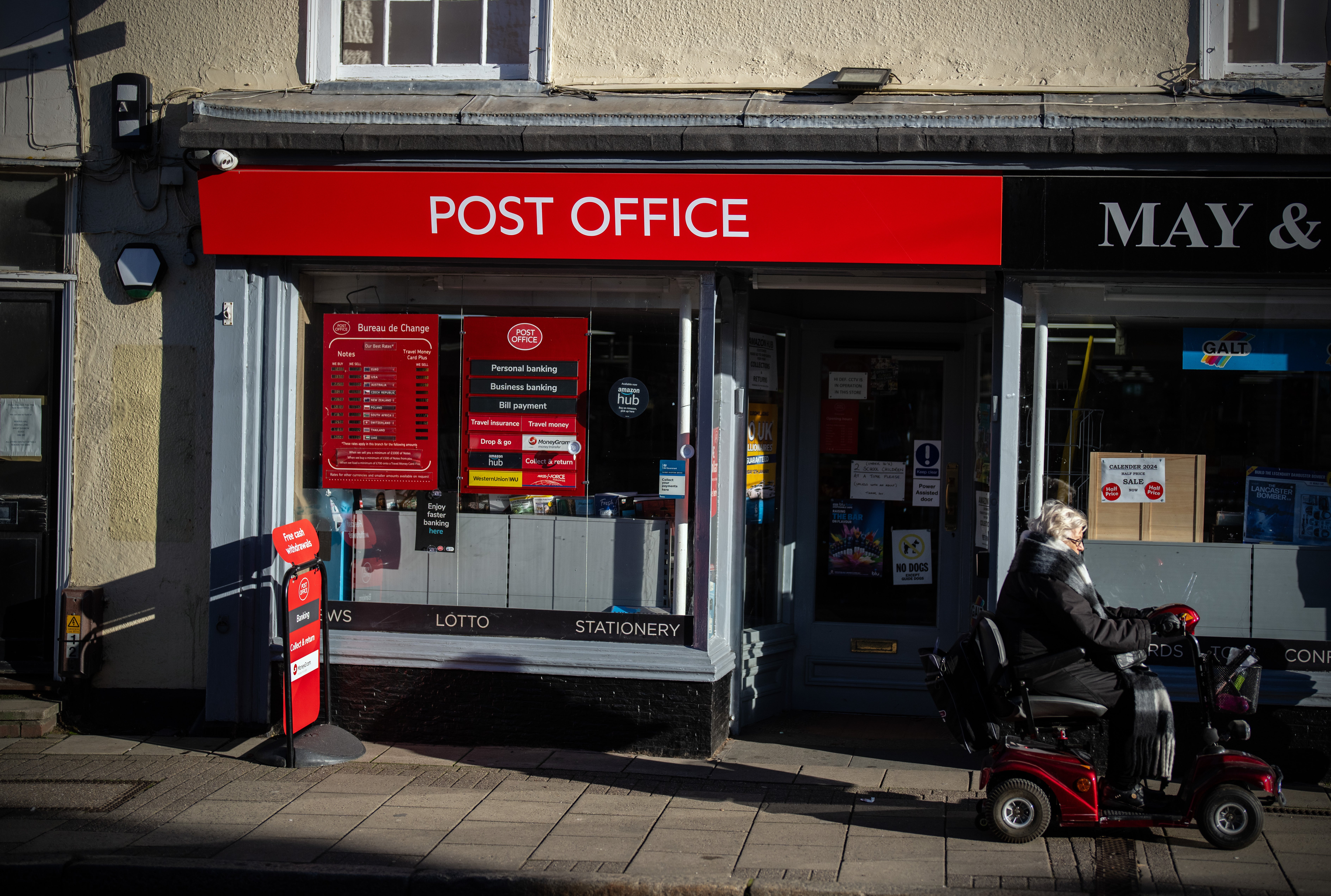 A £483 million investment will be made to modernize the Post Office over the next two years, including installing more self-service devices.