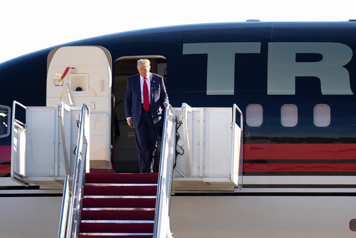 Watch live: President-elect Trump arrives in Washington to meet Biden at White House