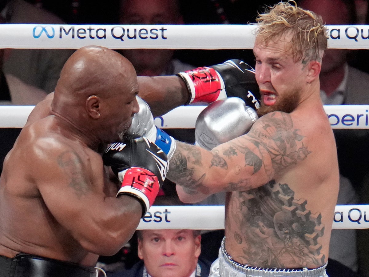 Netflix viewers underwhelmed by sad Jake Paul vs Mike Tyson fight as YouTuber ends bout with a bow