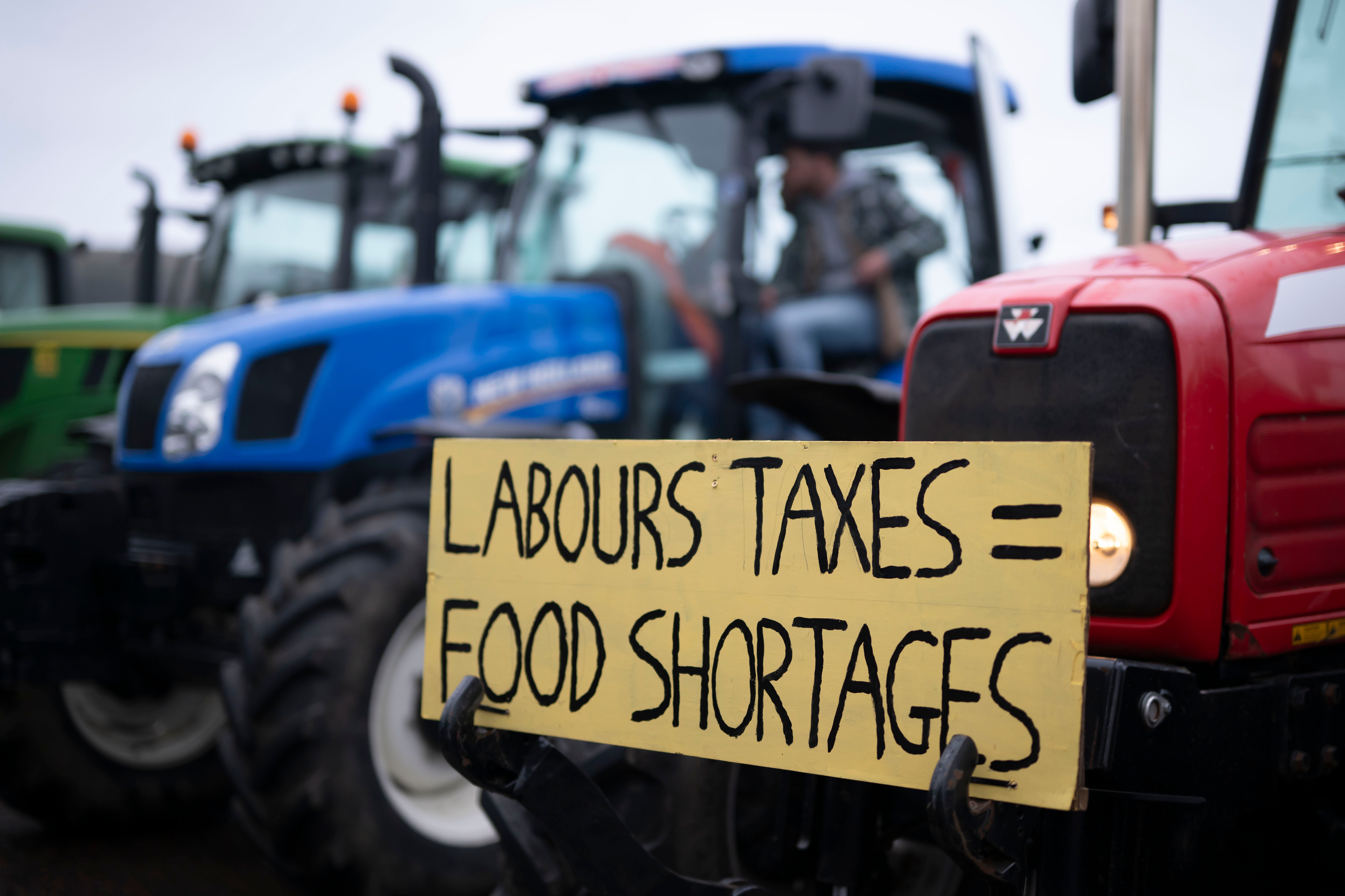 Tens of thousands are expected to join a protest of farmers against Labour measures in the Budget to introduce inheritance tax