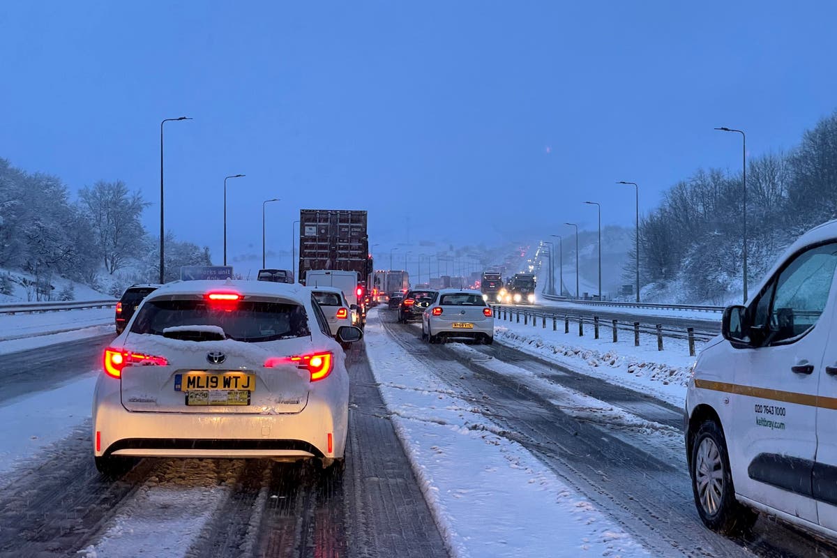 UK Winter Car Breakdowns Rise by 22 Percent