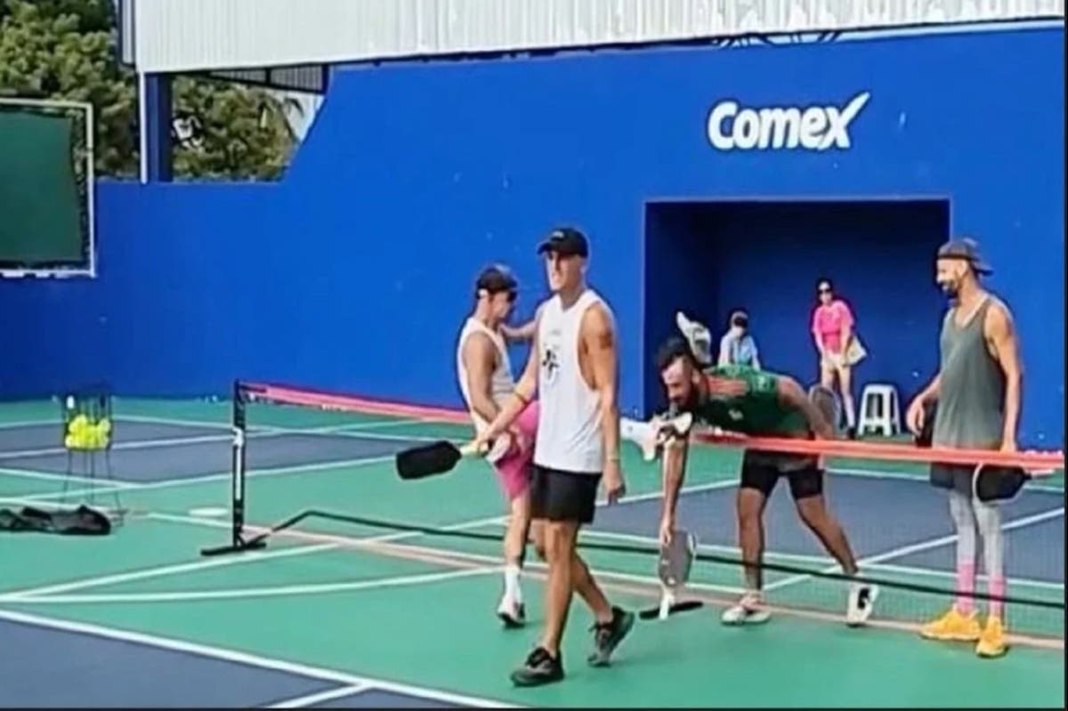 Pickleball player savagely kicks opponent in the face after losing match point