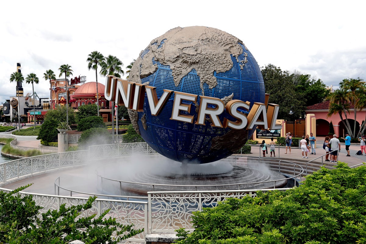 Universal sued for $50,000 after ride malfunction leaves man with ‘mental anguish’