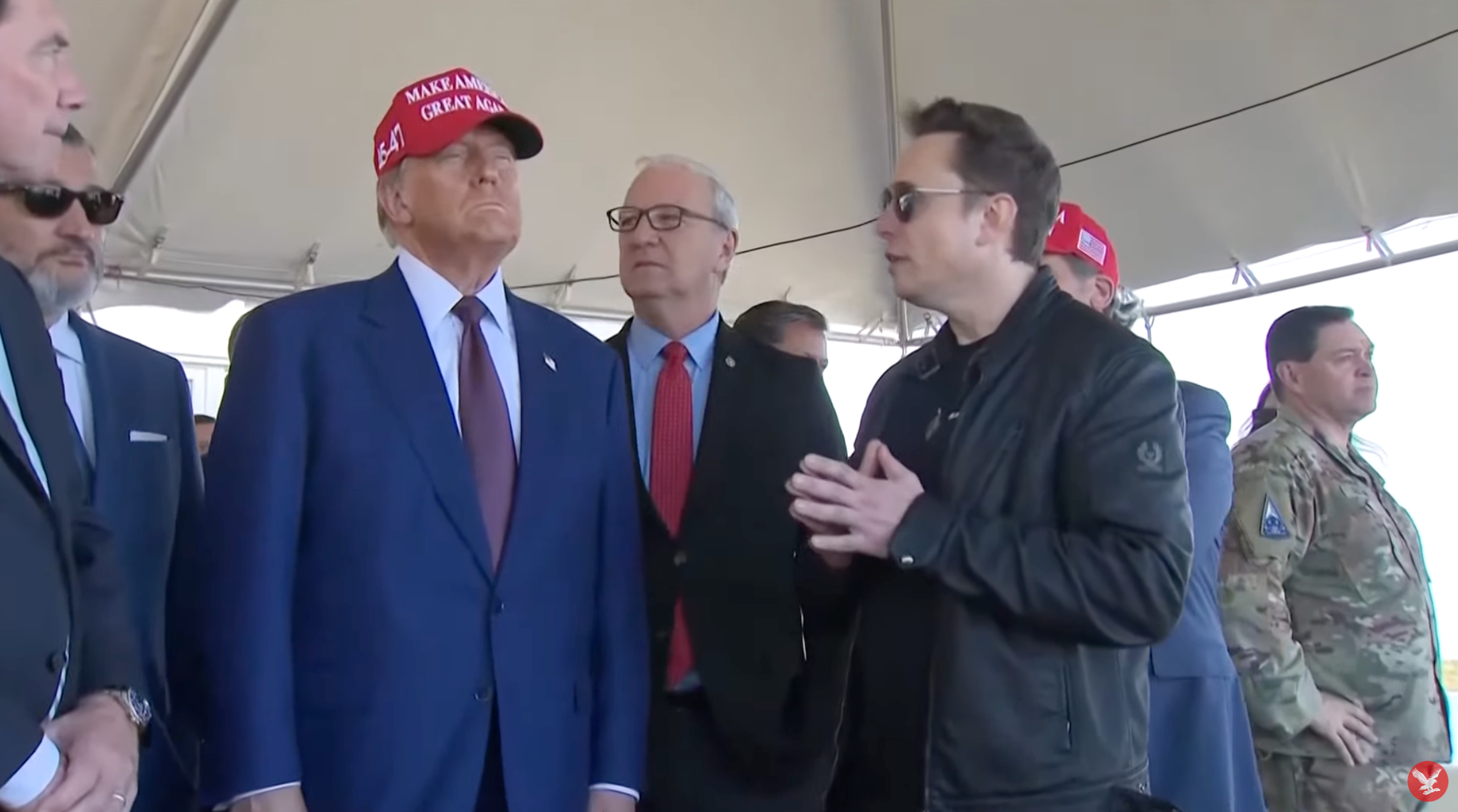 Donald Trump and Elon Musk await the test flight of the SpaceX Starship in Texas on 19 November, 2024