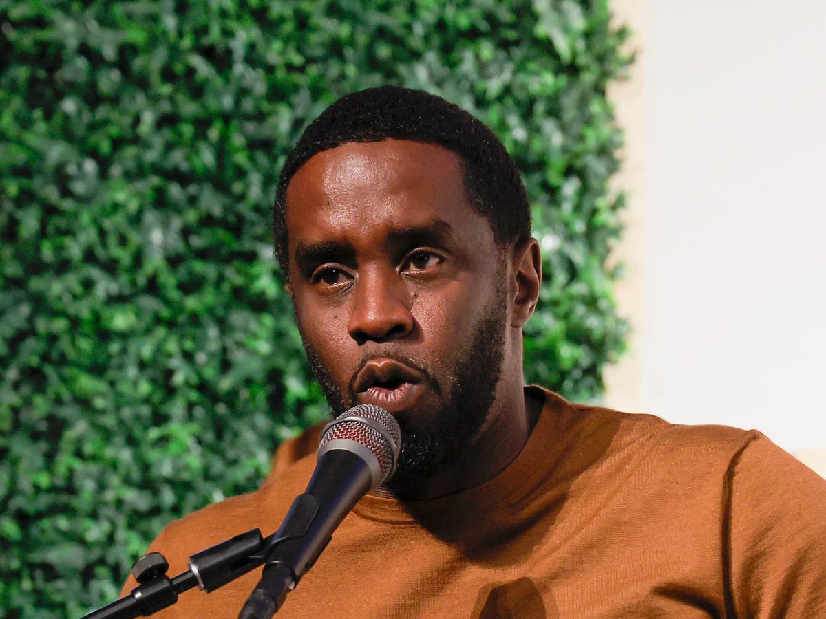 Former SNL star says Diddy âshut downâ entire set during appearance