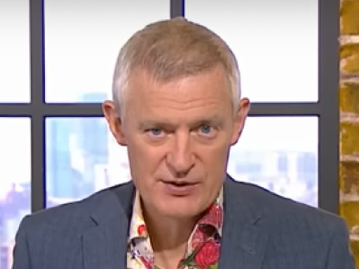 Jeremy Vine accidentally says heâs âbisexualâ in hilarious morning show blunder