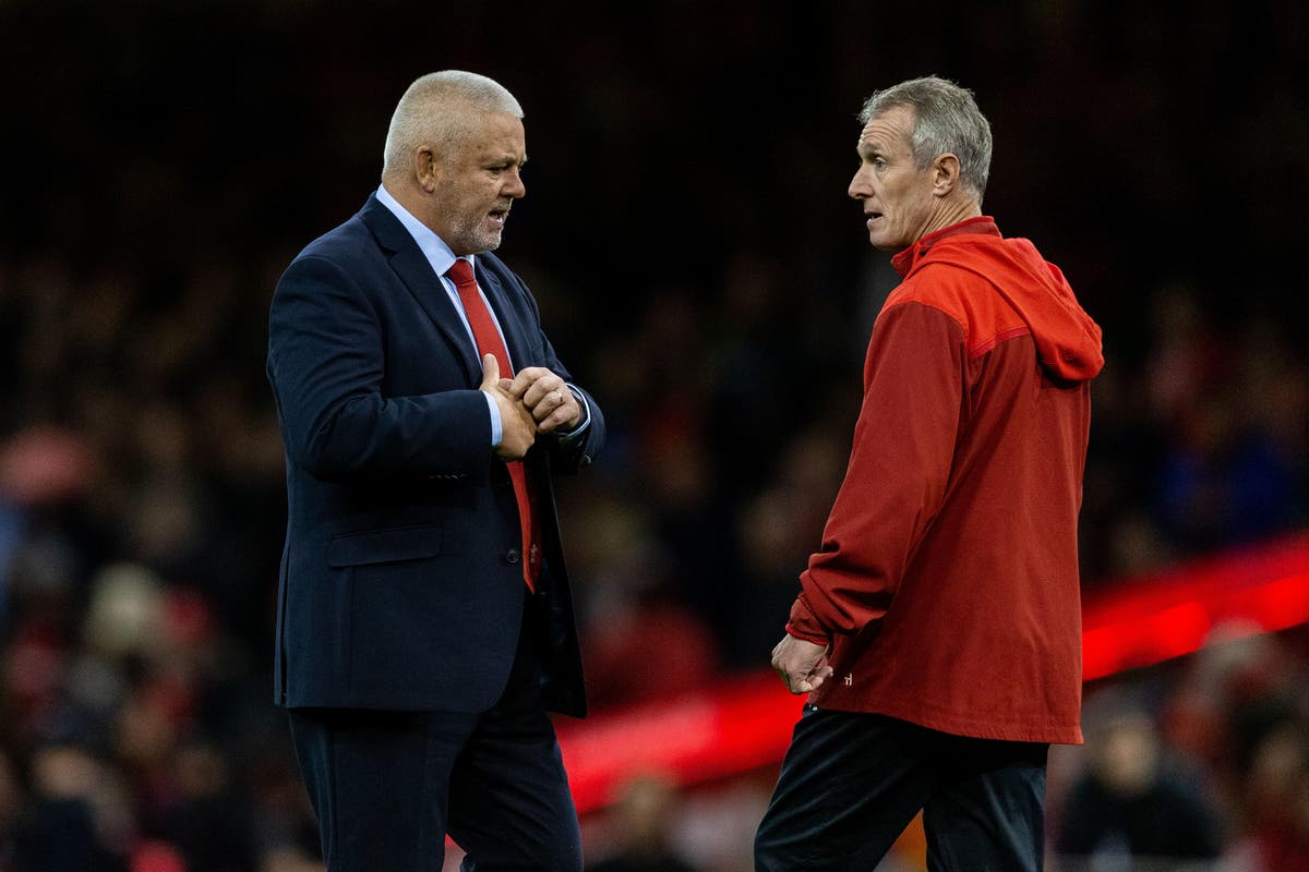 Warren Gatland is the best coach in the world – Wales assistant Rob Howley