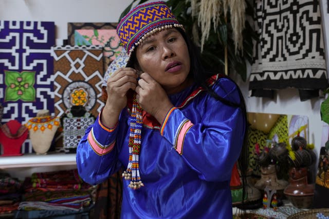 Peru Indigenous Craftswomen