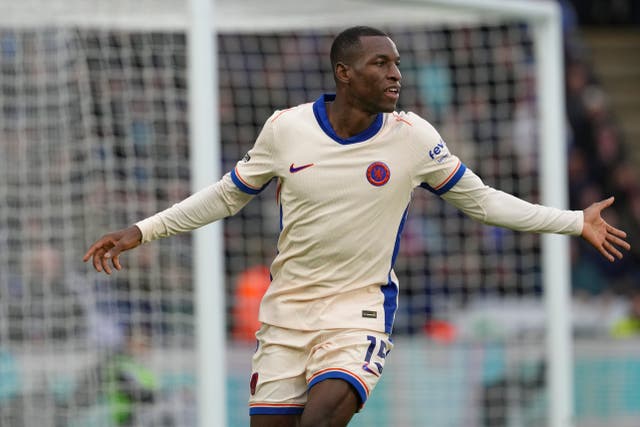 <p>Nicolas Jackson celebrates opening the scoring for Chelsea at Leicester </p>