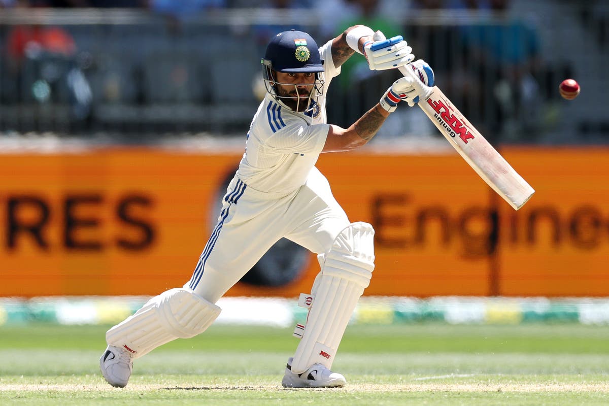 Virat Kohli stops play after six hits security guard on head