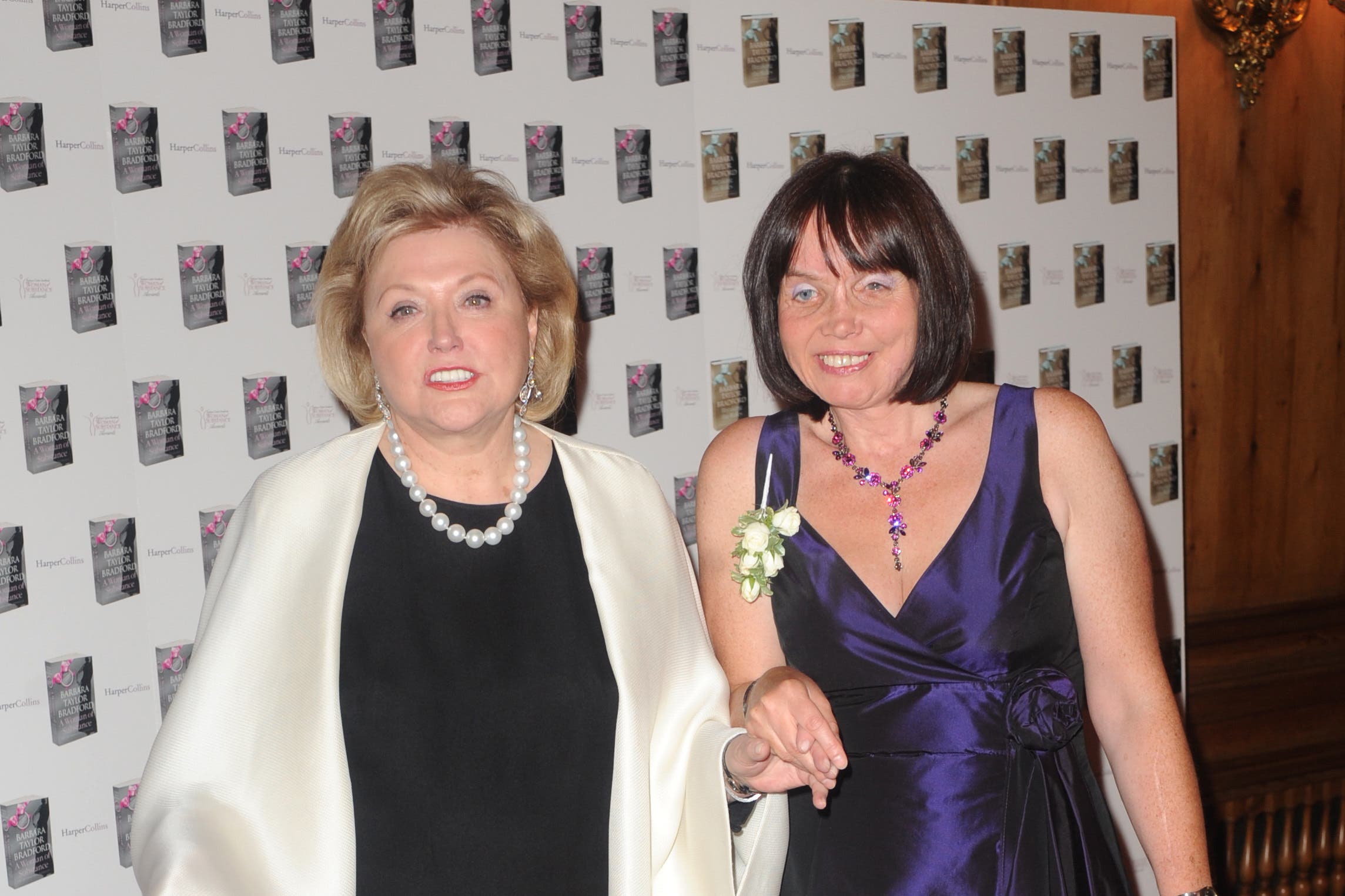 Award winner Lisa Salmon with Barbara Taylor Bradford in 2009 (PA)