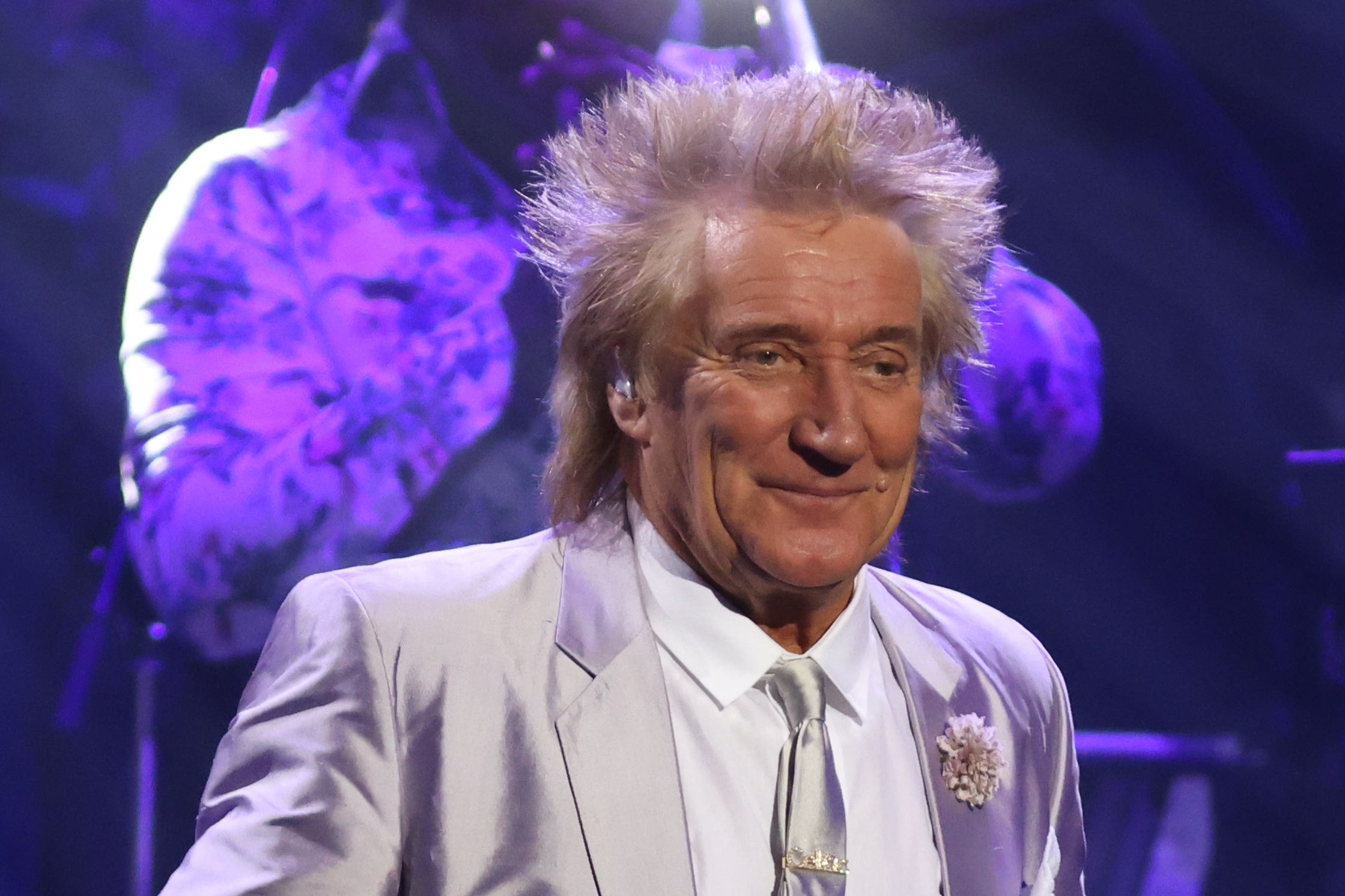 Sir Rod Stewart will perform at Glastonbury (PA)