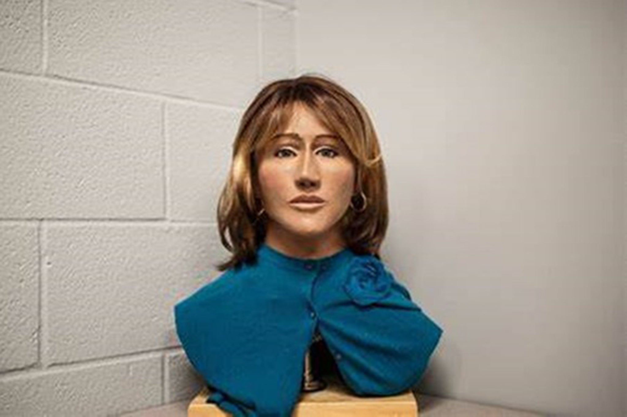 A reconstructive bust was also made to try to identify the girl