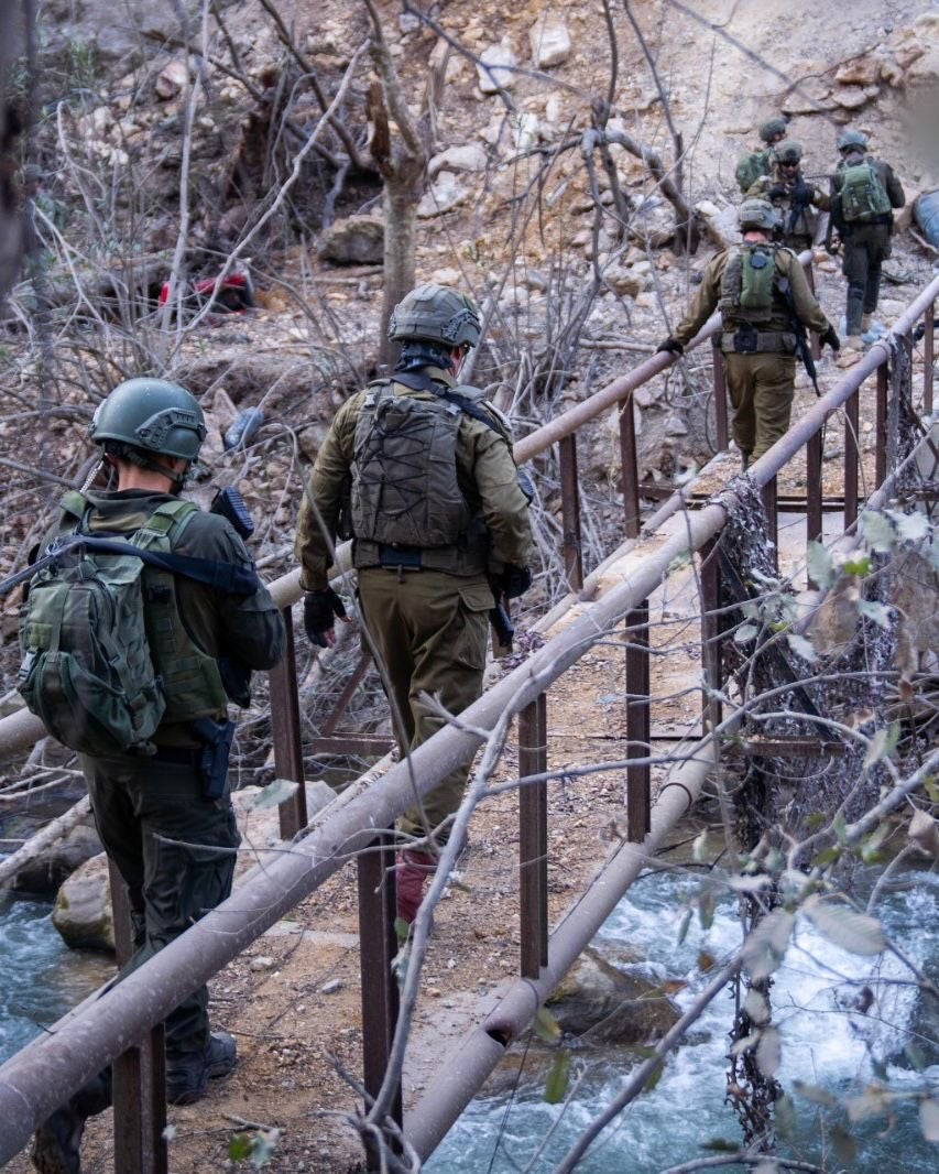 Israeli troops in the Litani River area of southern Lebanon