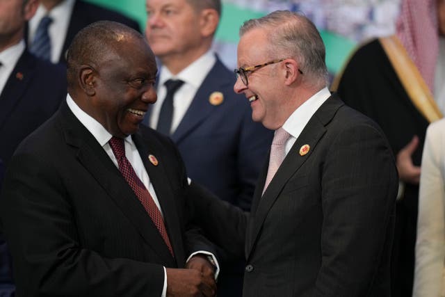SUDAFRICA PRESIDENTE ACUSACIONES