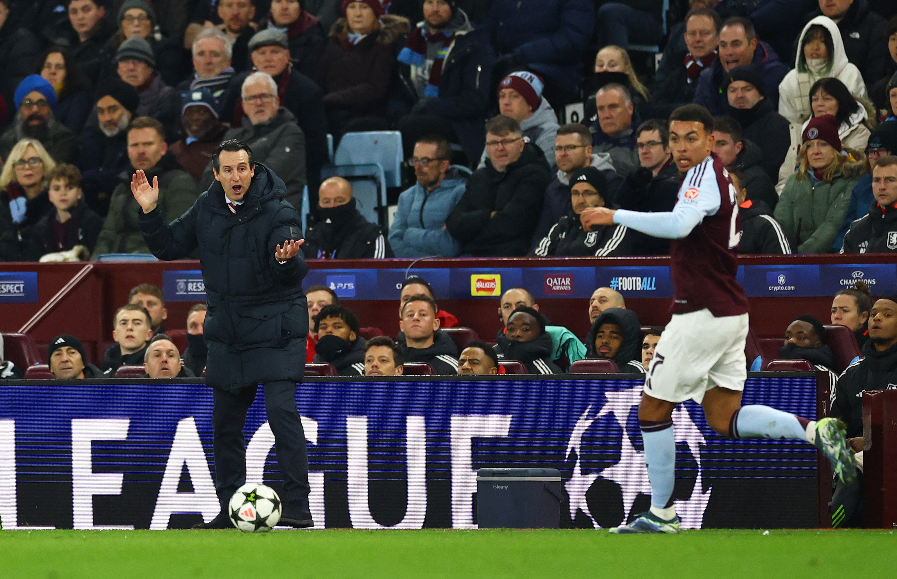 Villa manager Unai Emery reacts as Morgan Rogers looks on