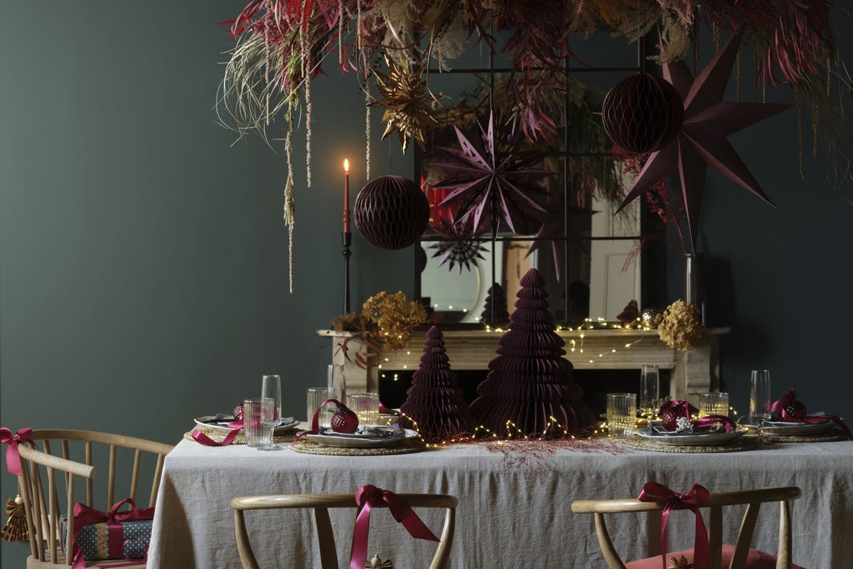 Christmas tablescaping tips for entertaining in style