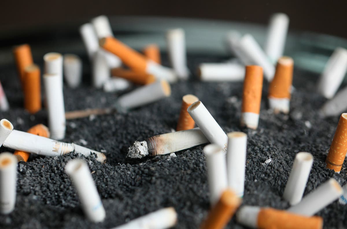 Massachusetts lawmakers push for an effort to ban all tobacco sales over time