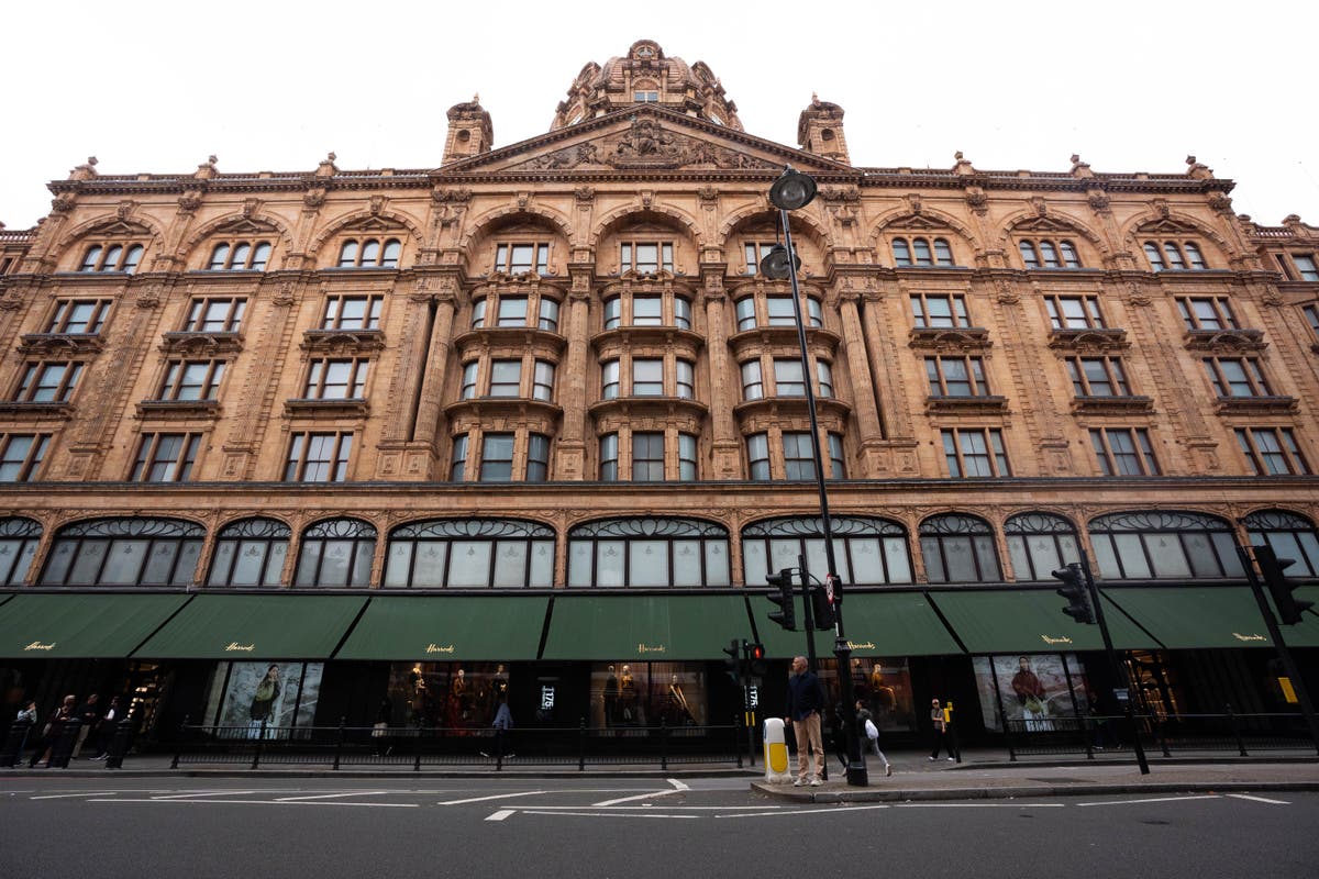 Mohamed Al Fayed 'manipulated' Harrods managers to hide alleged sexual abuse