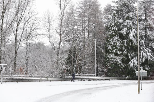 <p>The Met Office warned that alongside the chilly temperatures, some should expect wintry showers and snow in the days ahead</p>