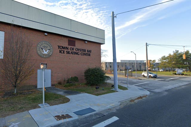 <p>Connor Kasin, 17, suffered a medical episode during a varsity hockey game at Oyster Bay Ice Skating Center on Long Island (pictured)</p>