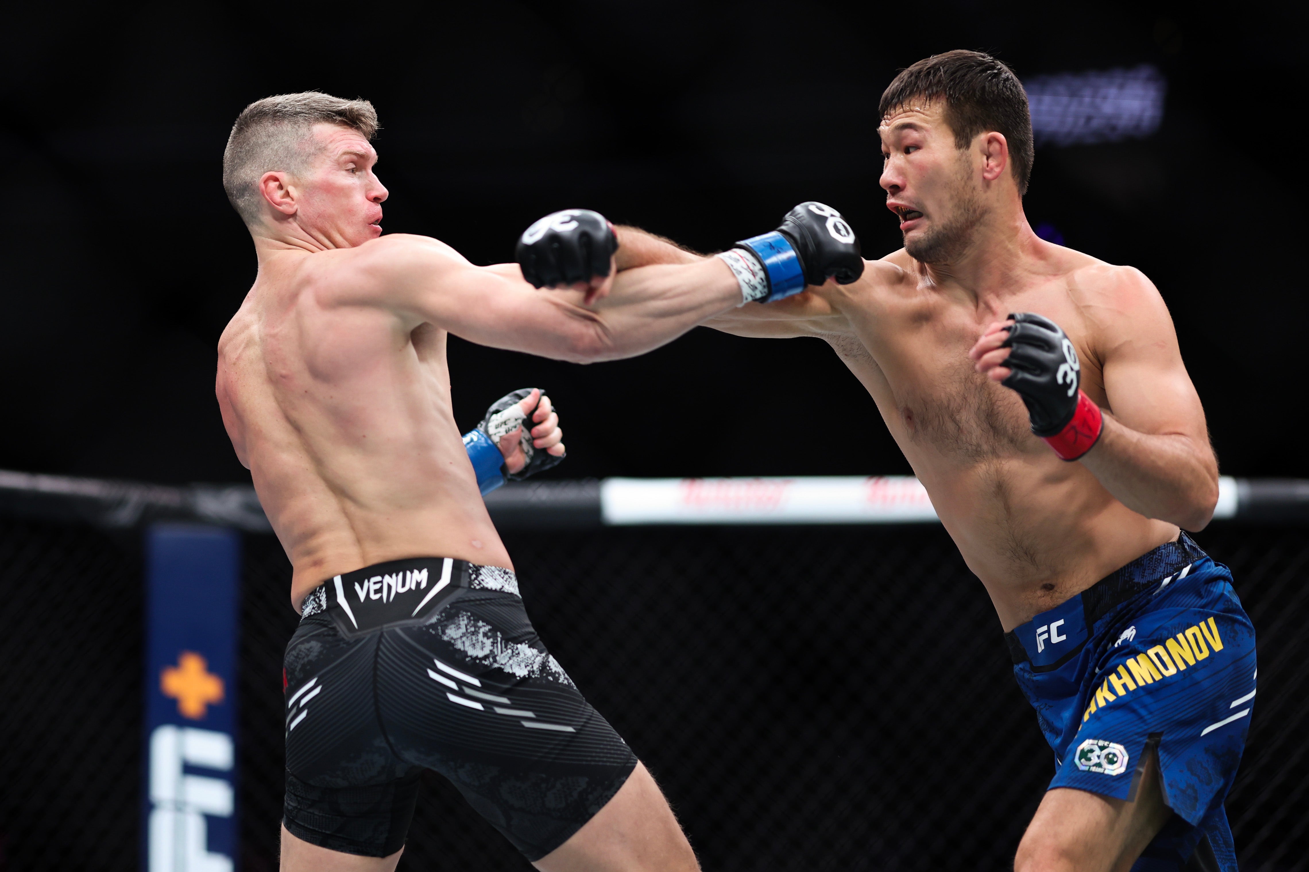 Shavkat Rakhmonov (right) beat Stephen ‘Wonderboy’ Thompson last time out