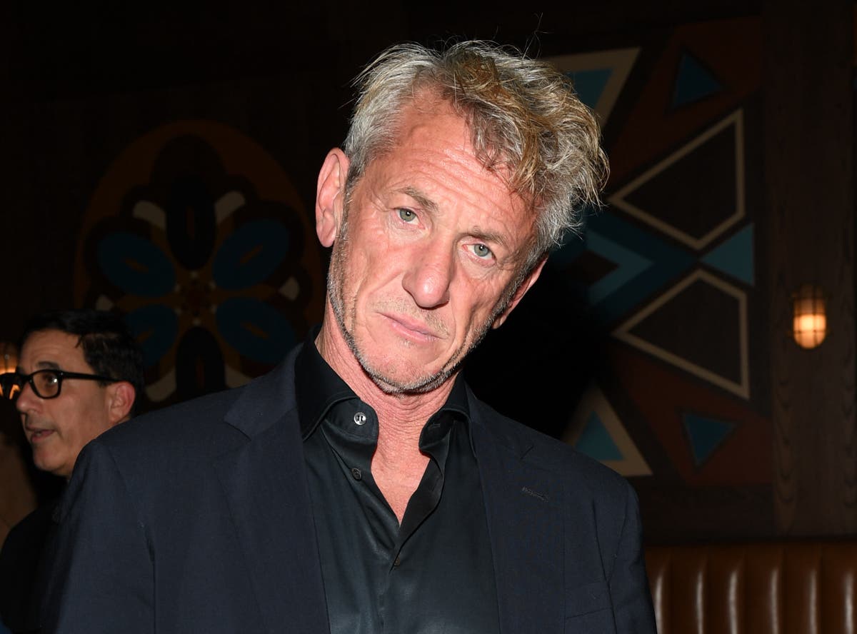 Sean Penn blasts the Oscars over âextraordinary cowardiceâ