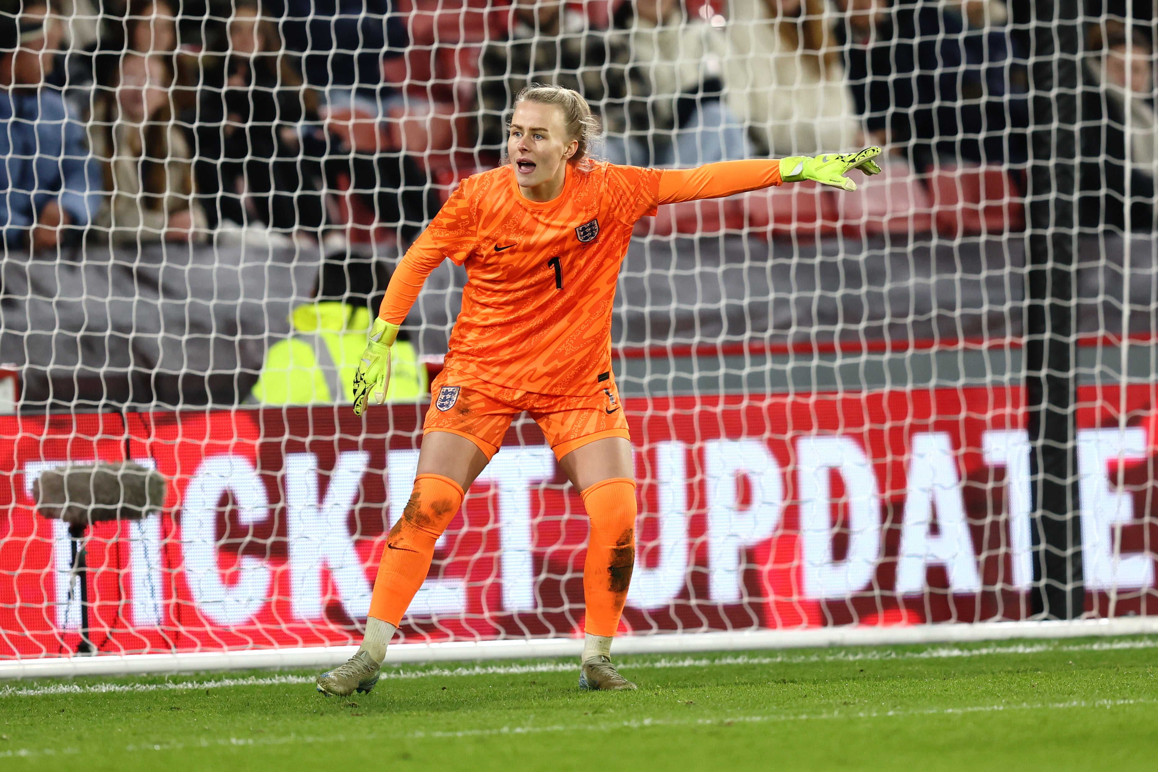 Hannah Hampton made some decent saves to keep a clean sheet for the Lionesses