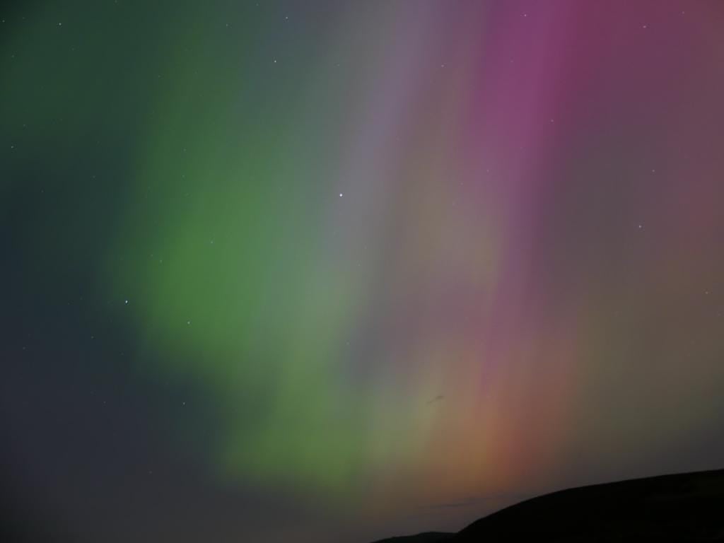 Chloe hat dieses Foto der Aurora Borealis auf dem Kalb des Menschen gemacht