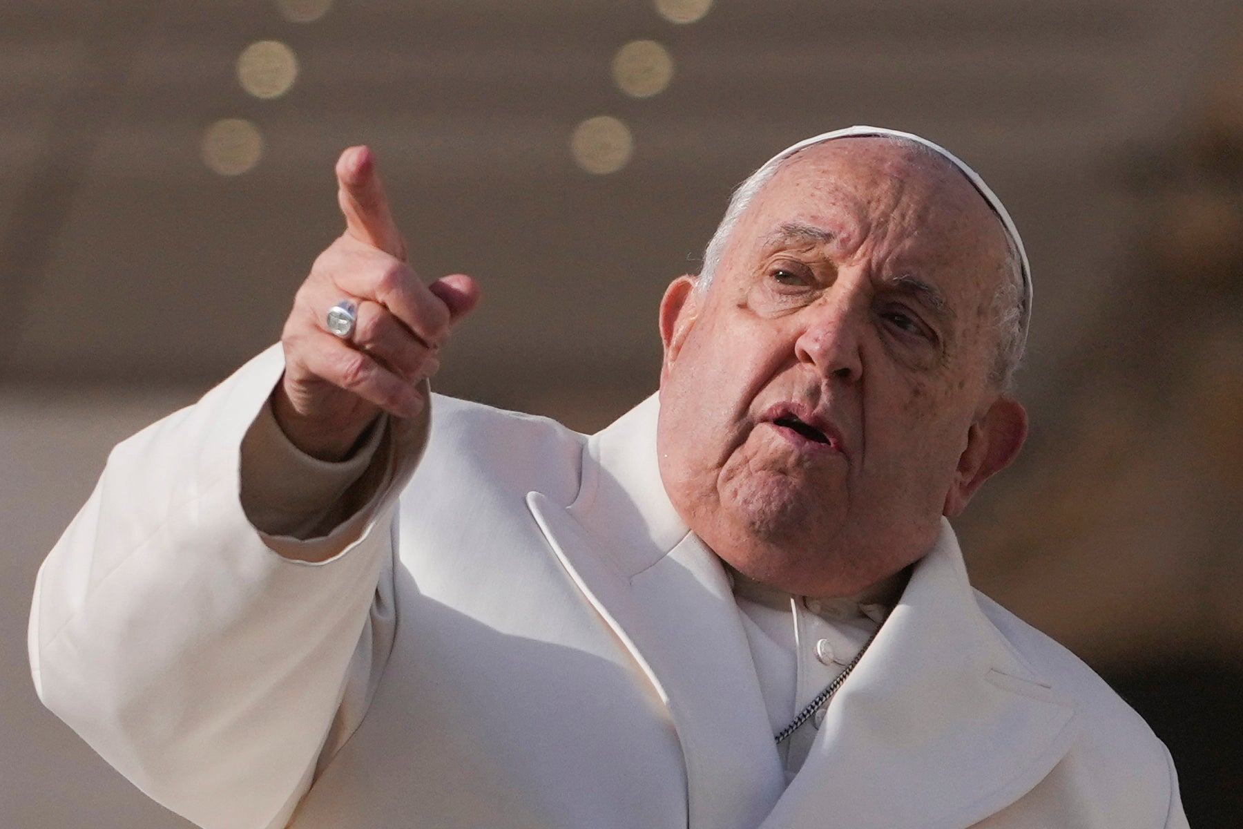 Pope Francis has called on rebels in Syria to stabilise the country