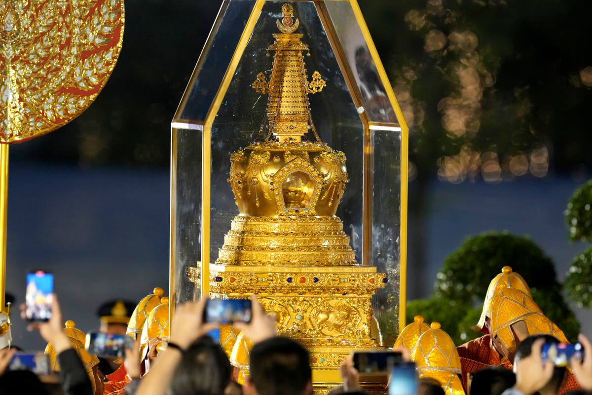 Buddha Tooth Relic Loaned to Thailand Shrine