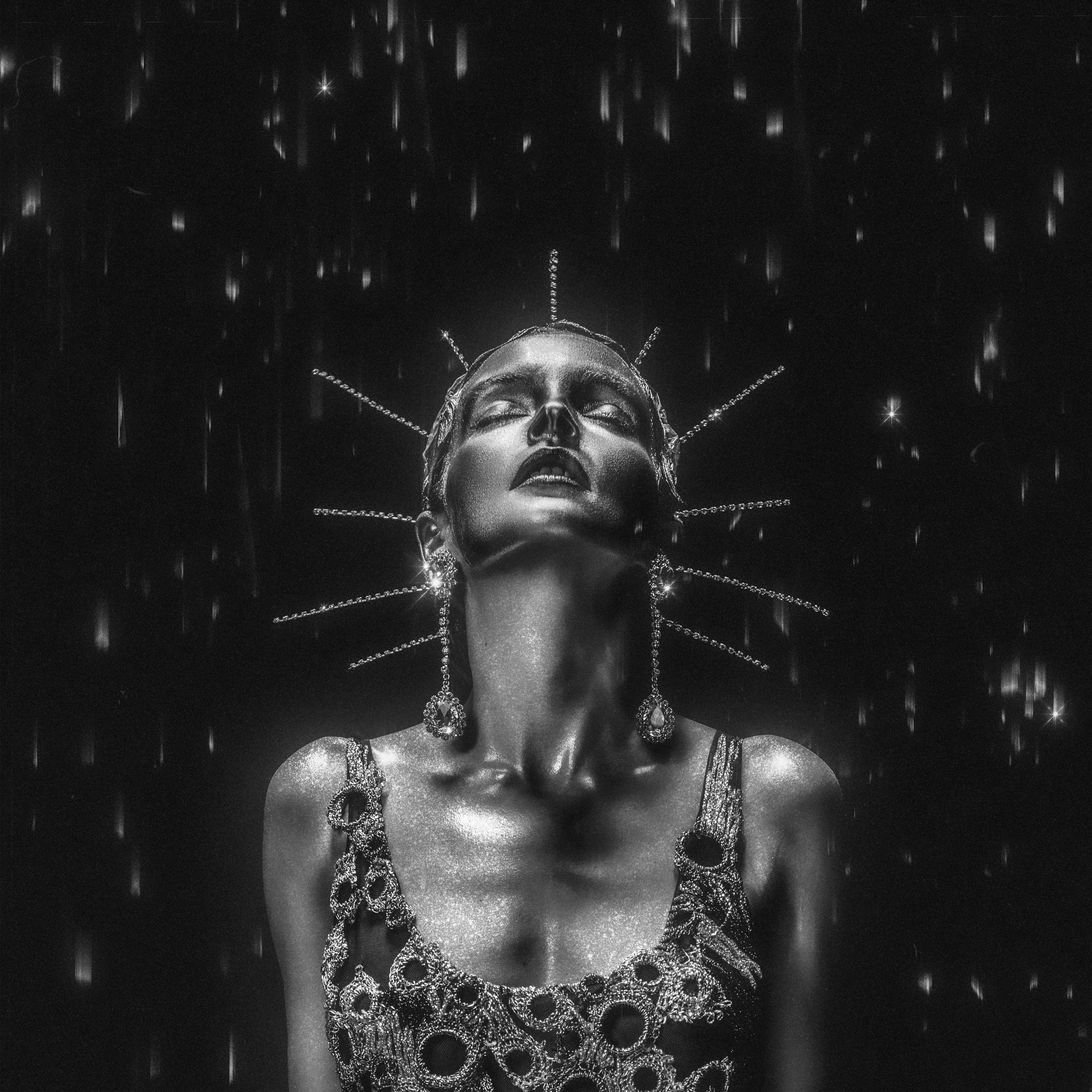 Music-Lauren Mayberry