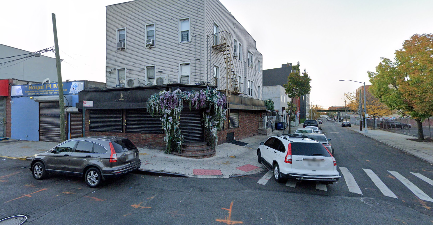 Frankley Duran, 35, was shot in the head outside a Brooklyn restaurant (pictured) on Monday