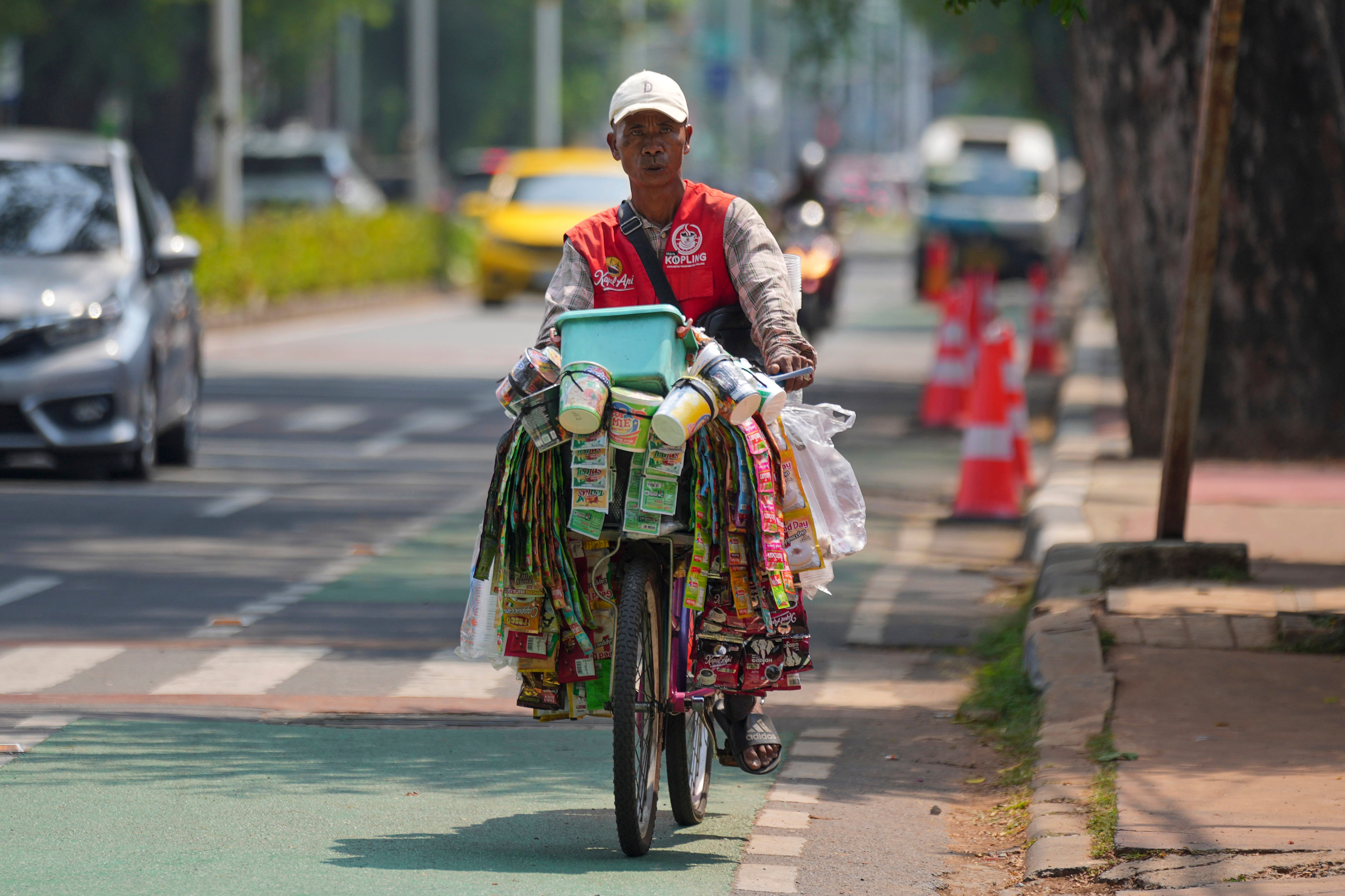 Indonesia Bicycle Coffee Sellers Photo Gallery