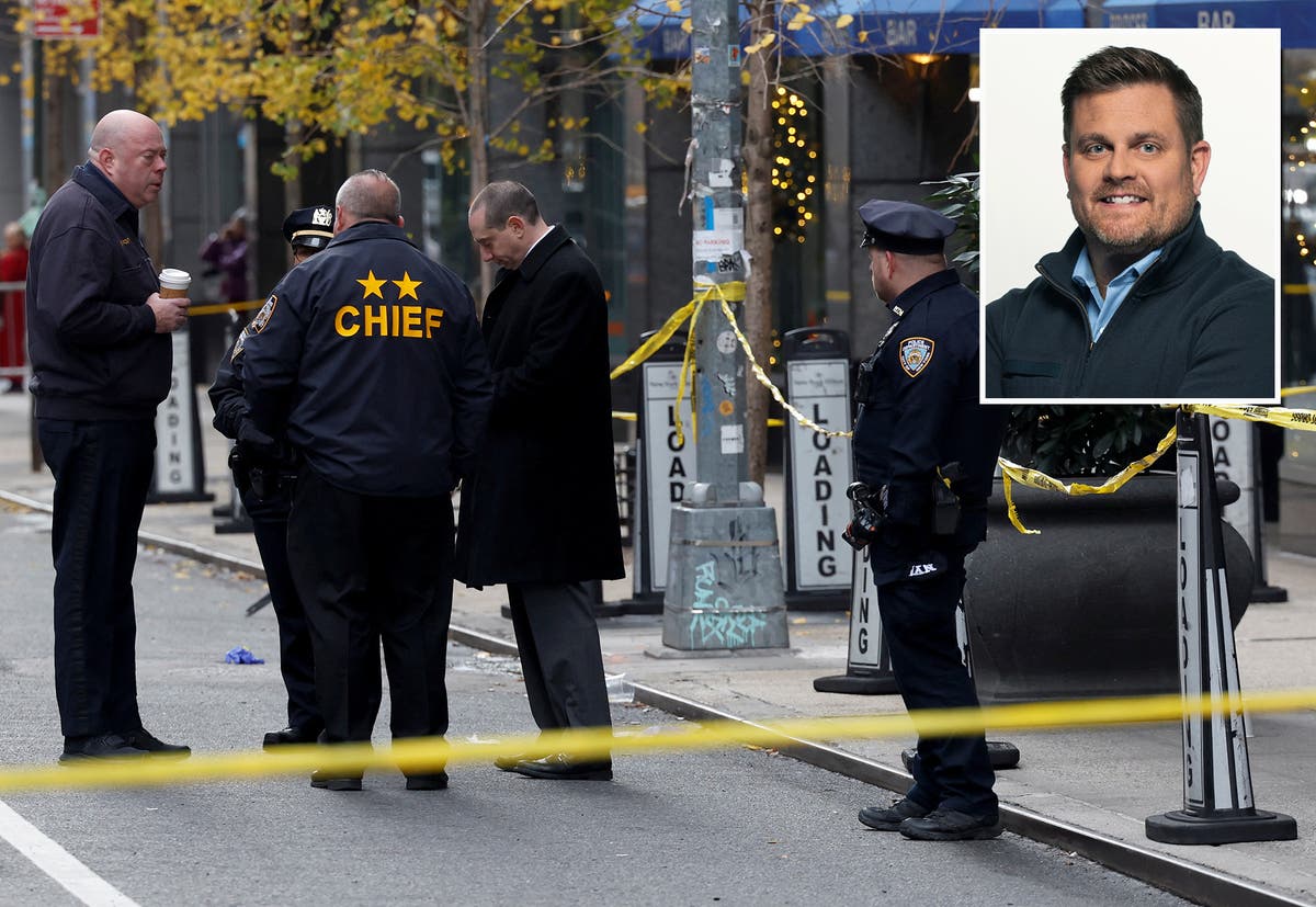 Urgent manhunt for UnitedHealthcare CEO shooting suspect enters second day (theguardian.com)