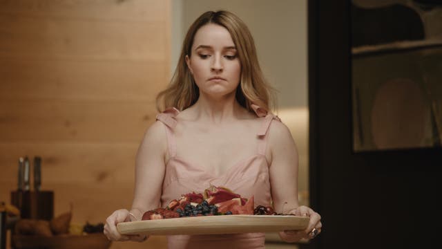 <p>Kaitlyn Dever in real-life wellness drama ‘Apple Cider Vinegar’</p>