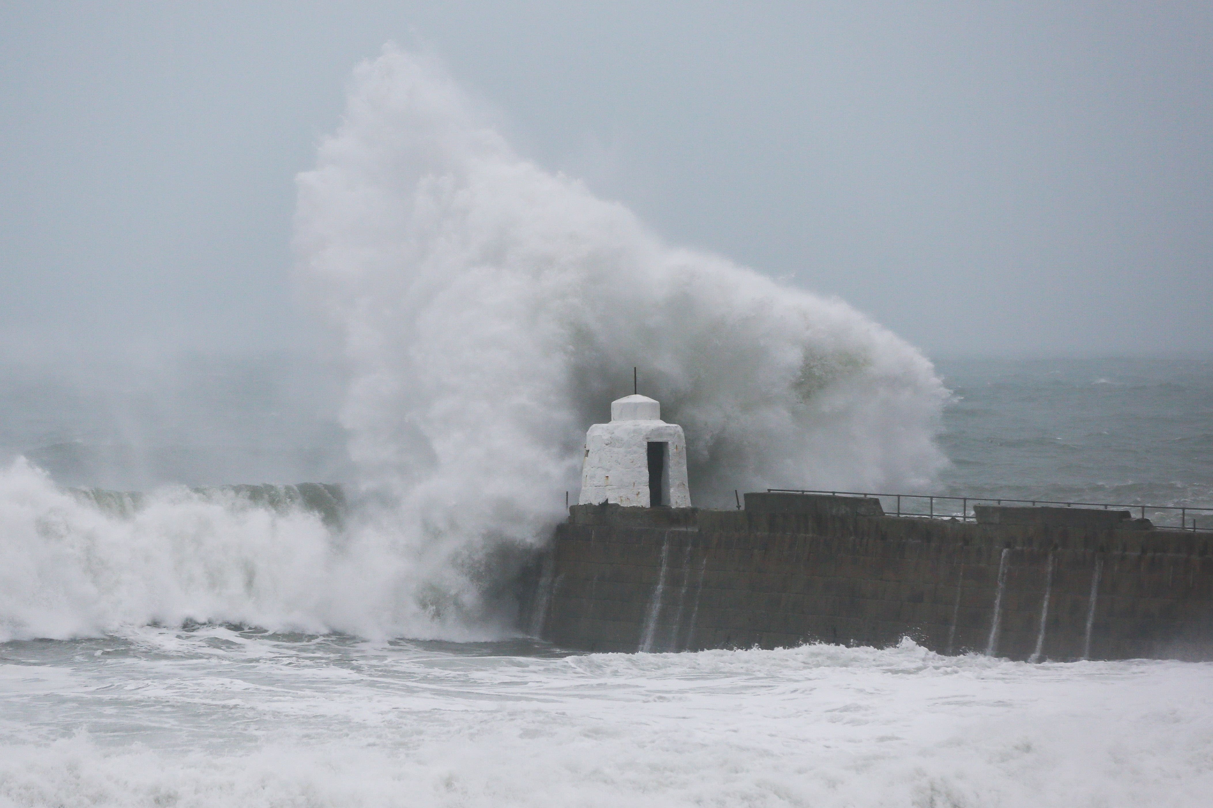 Storm Darragh Live: Millions Told To Stay At Home Amid Met Office Red ...