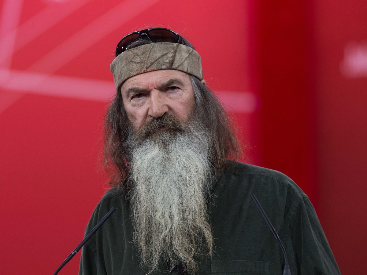 Duck Dynasty star Phil Robertson's family reveals he's been diagnosed with Alzheimer's at 78 | The Independent