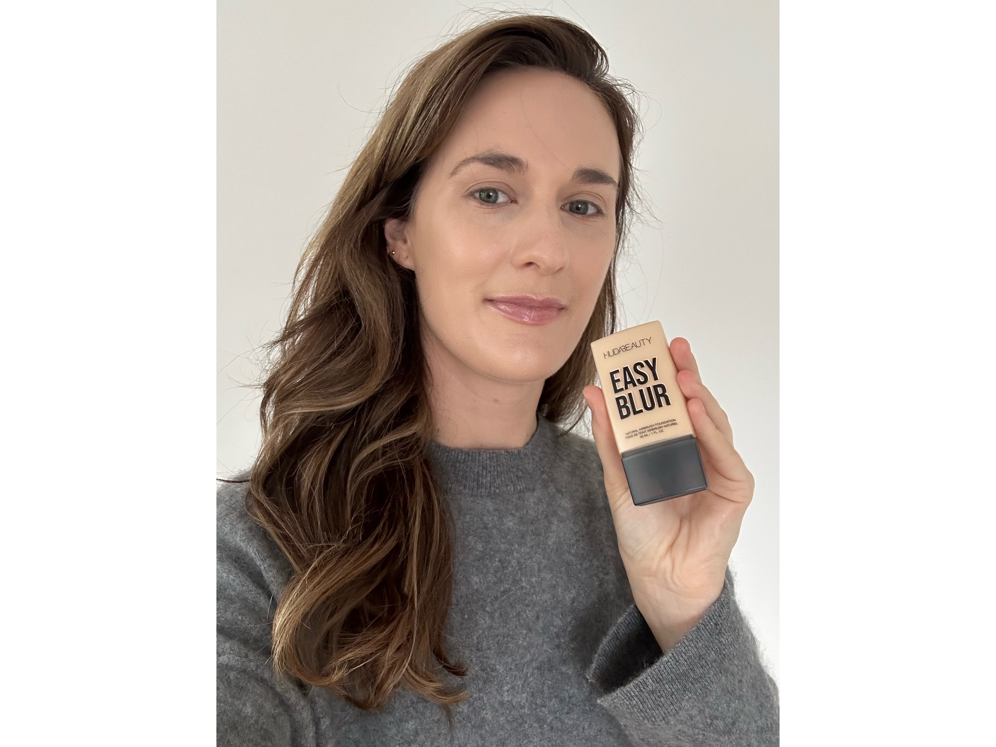 Huda Beauty easy blur foundation