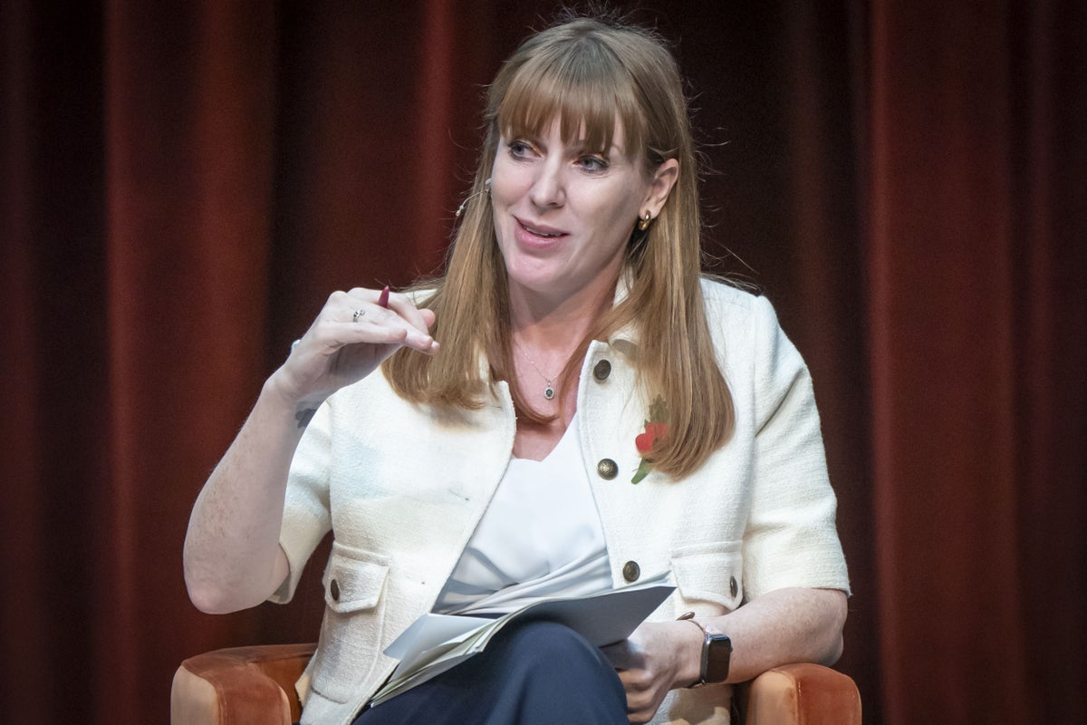 Angela Stayner Photographer ‘trying to strike balance’ of job, says Rayner | The ...