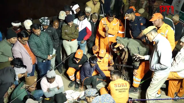 <p>Rescue teams work to save a boy trapped in a borewell in Rajashthan, India</p>