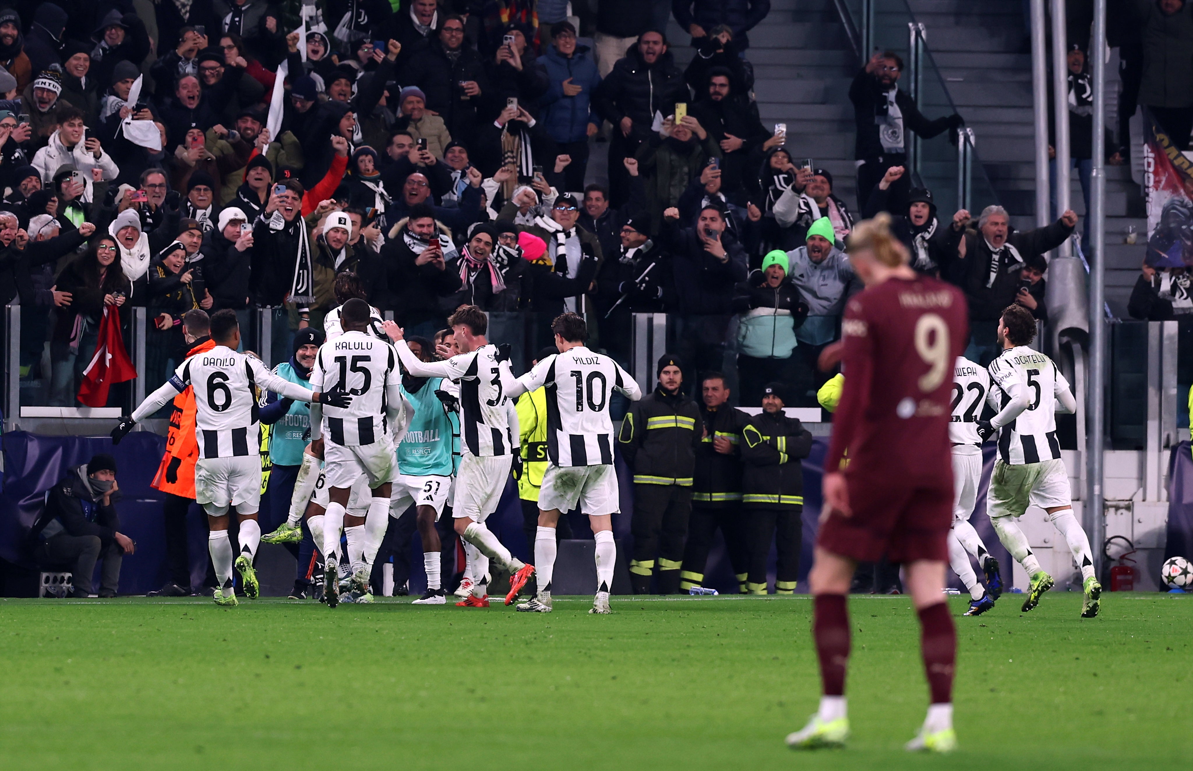 Weston McKennie celebrates scoring Juventus’ second (Fabrizio Carabelli/PA)