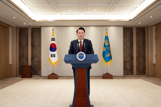 <p>South Korean president Yoon Suk Yeol delivers an address to the nation at the Presidential Office in Seoul </p>